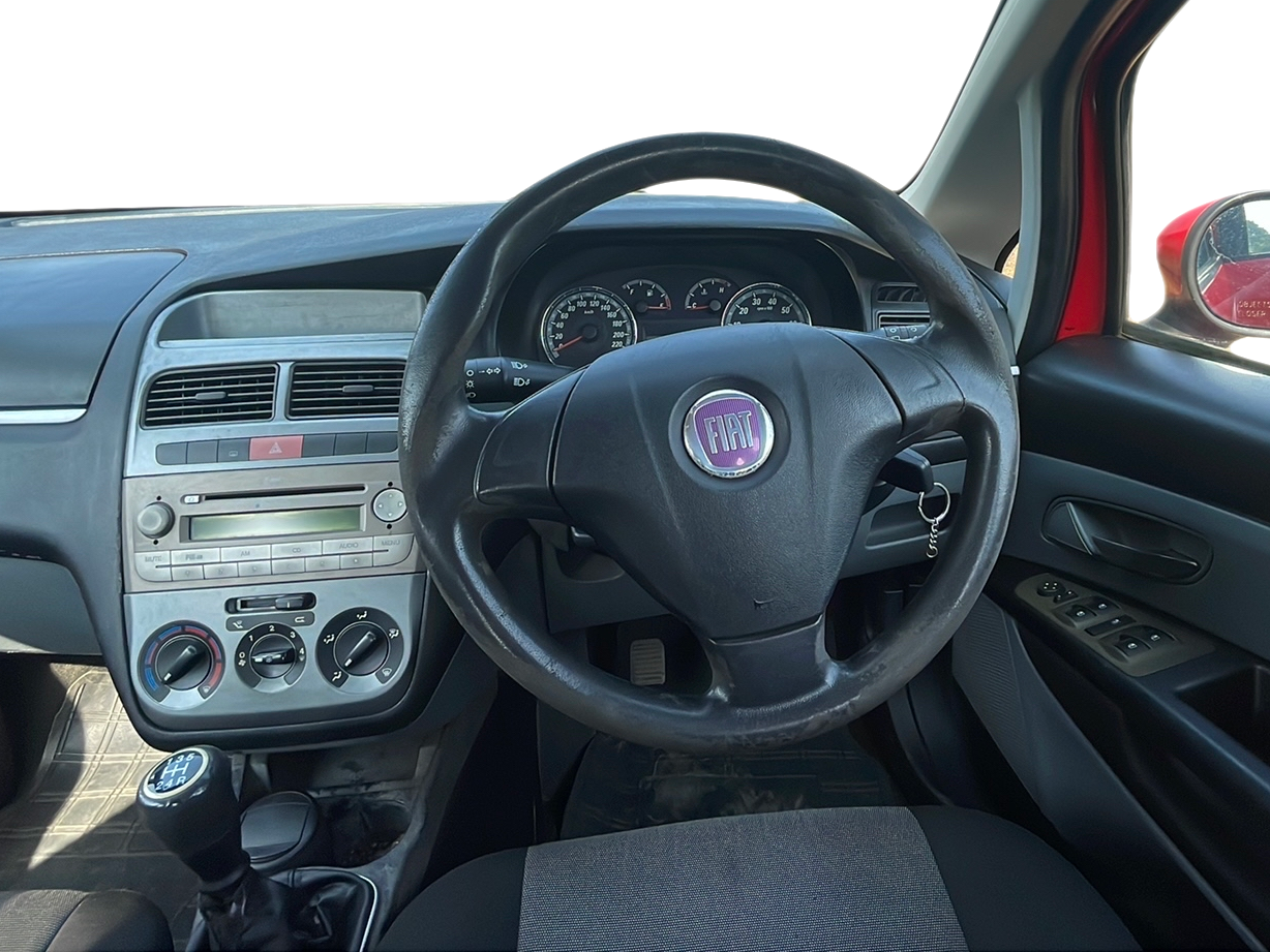 2009 Fiat Grand Punto EMOTION 1.3, Diesel, Manual, 58,407 km, Steering Wheel Close Up
