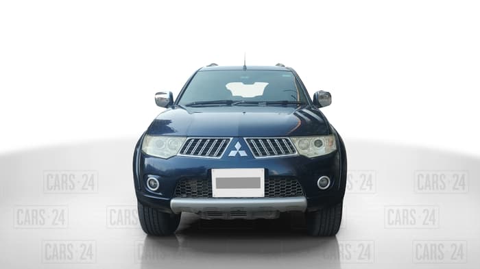 2014 Mitsubishi Pajero Sport 2.5 MT 4X4, Diesel, Manual, 97,000 km, Front