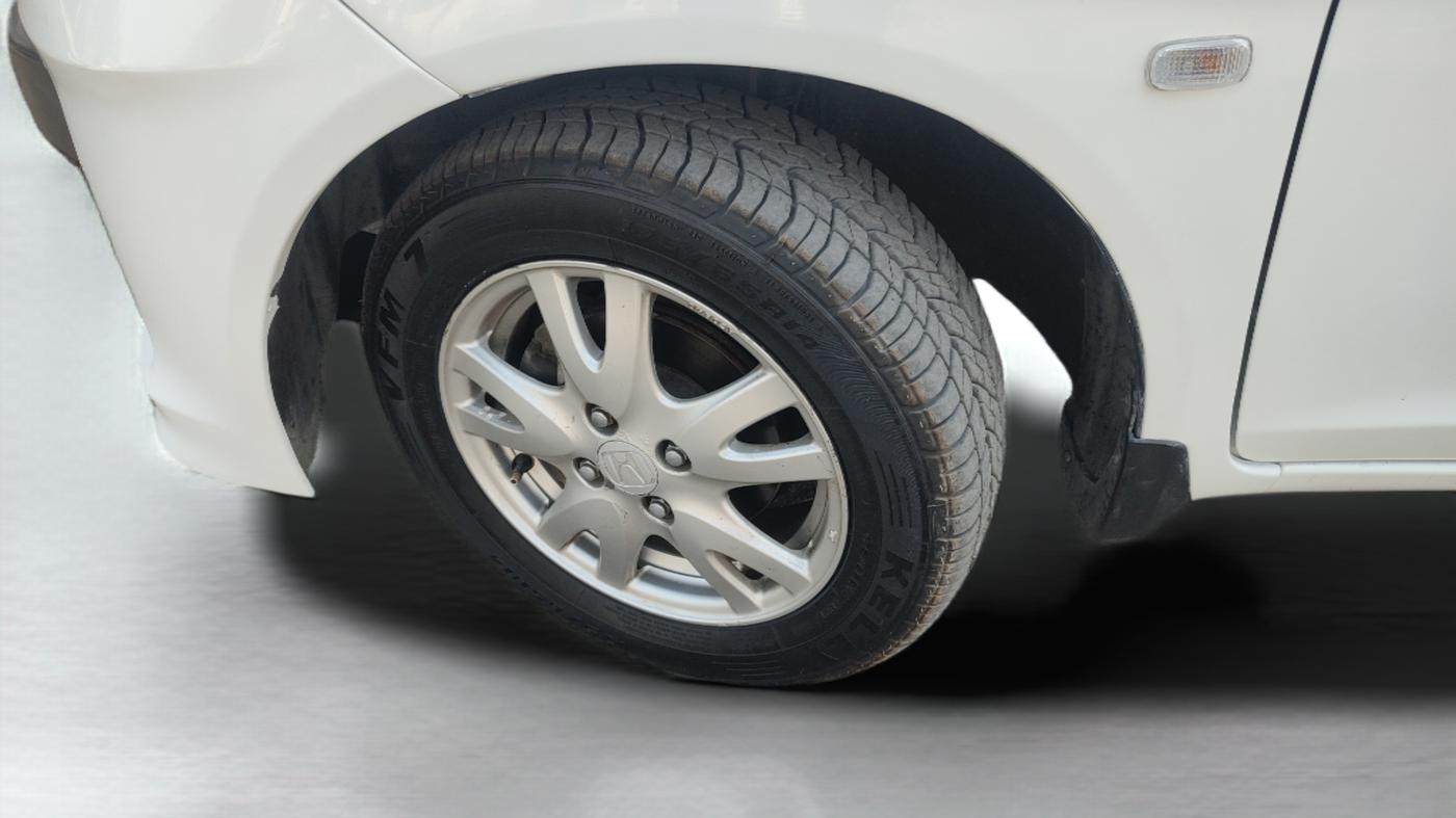 2014 Honda Brio VX AT, Petrol, Automatic, 52,136 km, Left Front Wheel