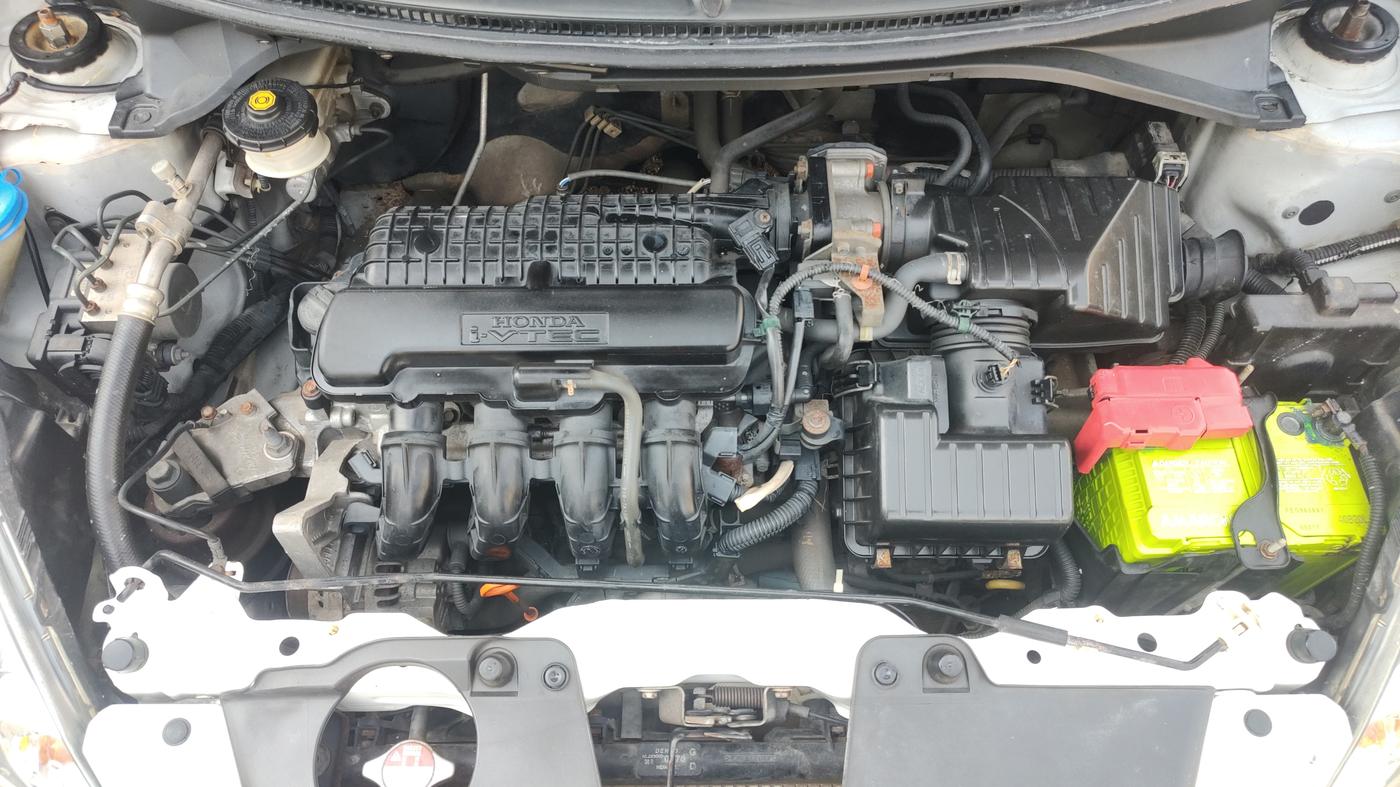 2014 Honda Brio VX AT, Petrol, Automatic, 52,136 km, Open Bonnet