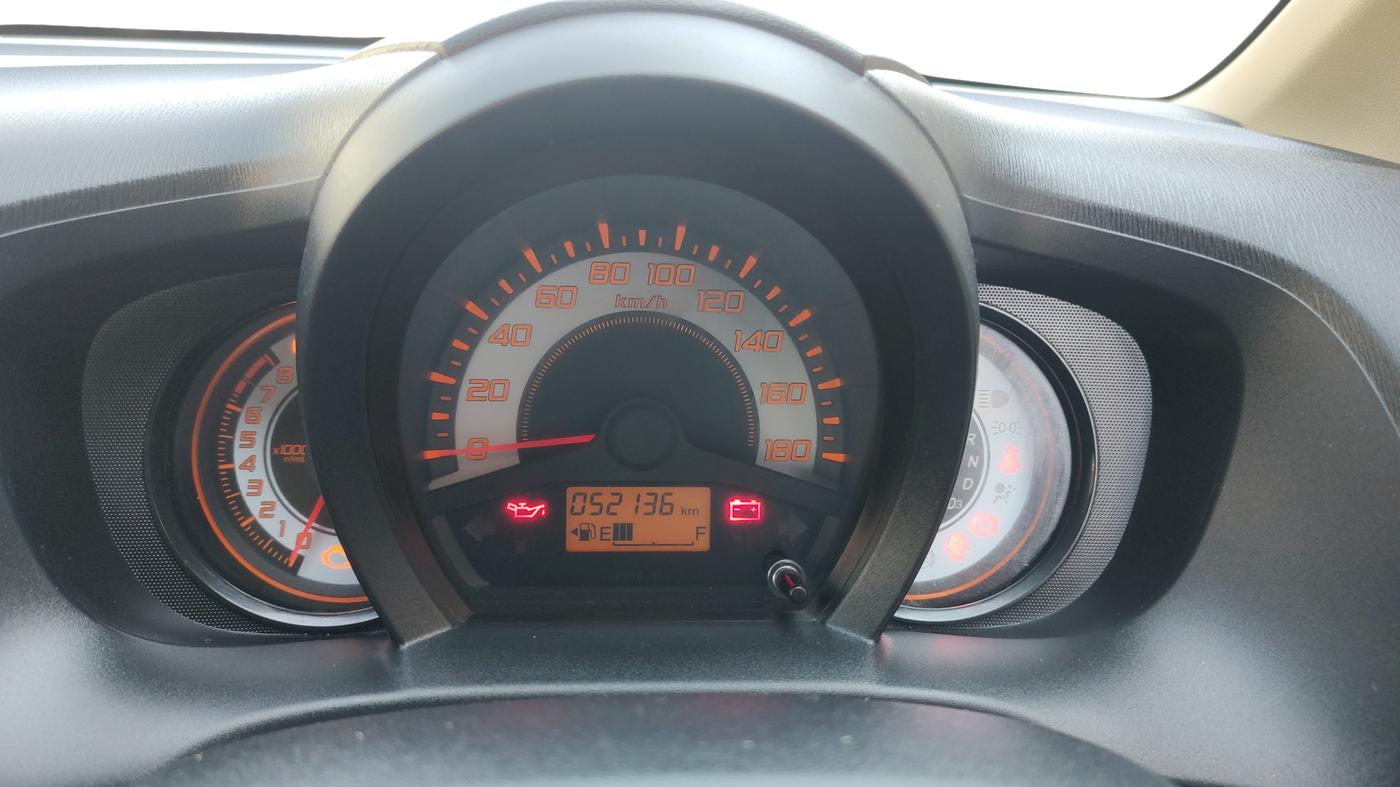 2014 Honda Brio VX AT, Petrol, Automatic, 52,136 km, Odometer Image