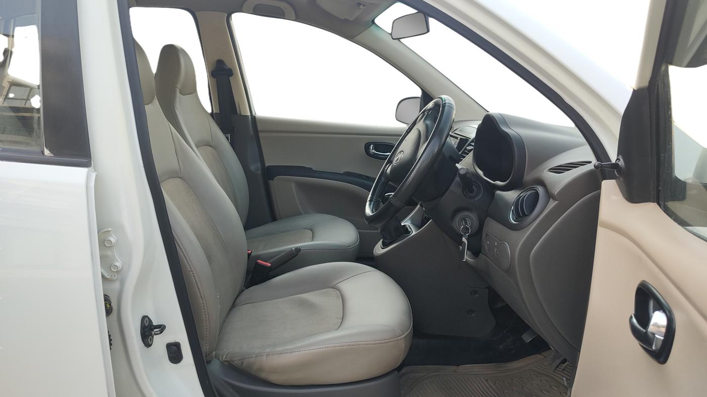 2012 Hyundai i10 MAGNA 1.1 LPG, LPG, Manual, 94,000 km, Right Side Front Door Cabin