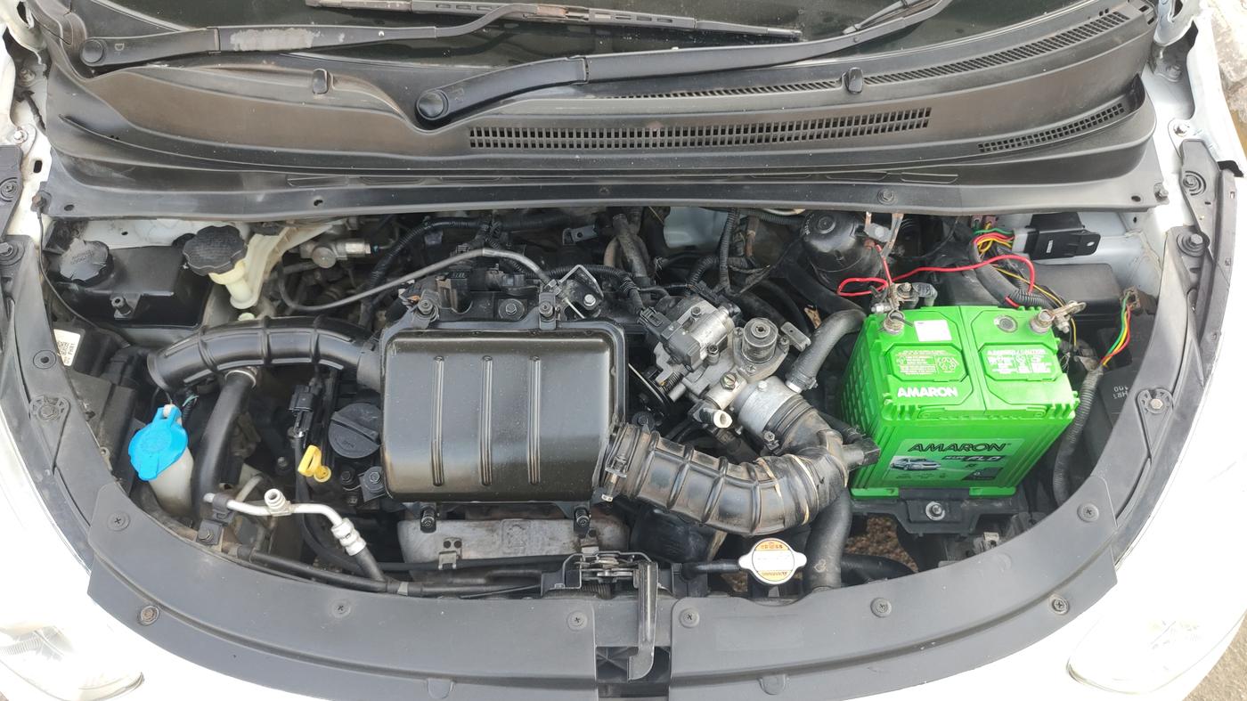 2012 Hyundai i10 MAGNA 1.1 LPG, LPG, Manual, 94,000 km, Open Bonnet