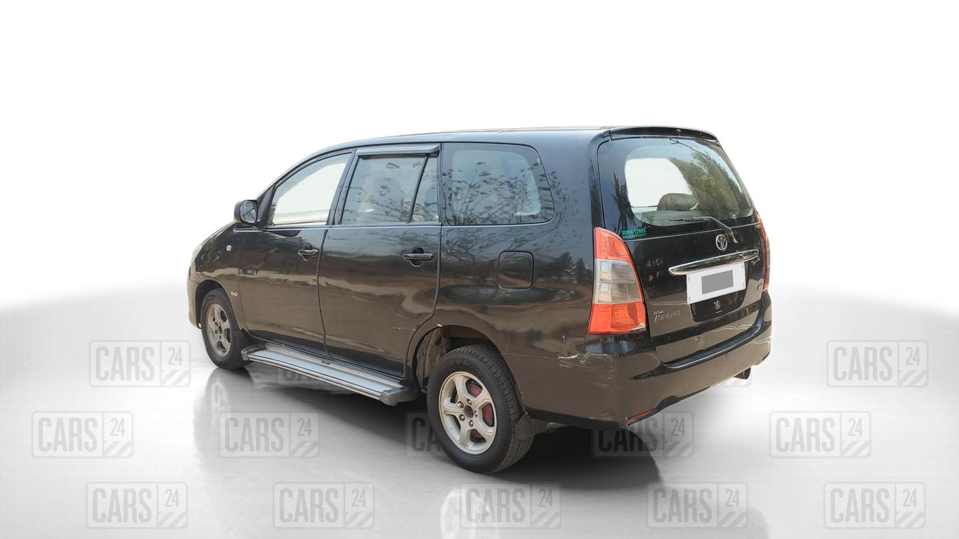 2006 Toyota Innova G4 2.5 7 STR, Diesel, Manual, 1,92,800 km, Left Back Diagonal