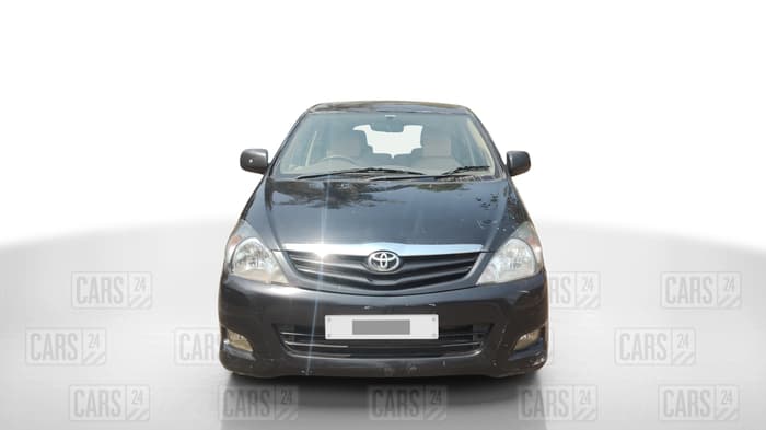 2006 Toyota Innova G4 2.5 7 STR, Diesel, Manual, 1,92,800 km, Front