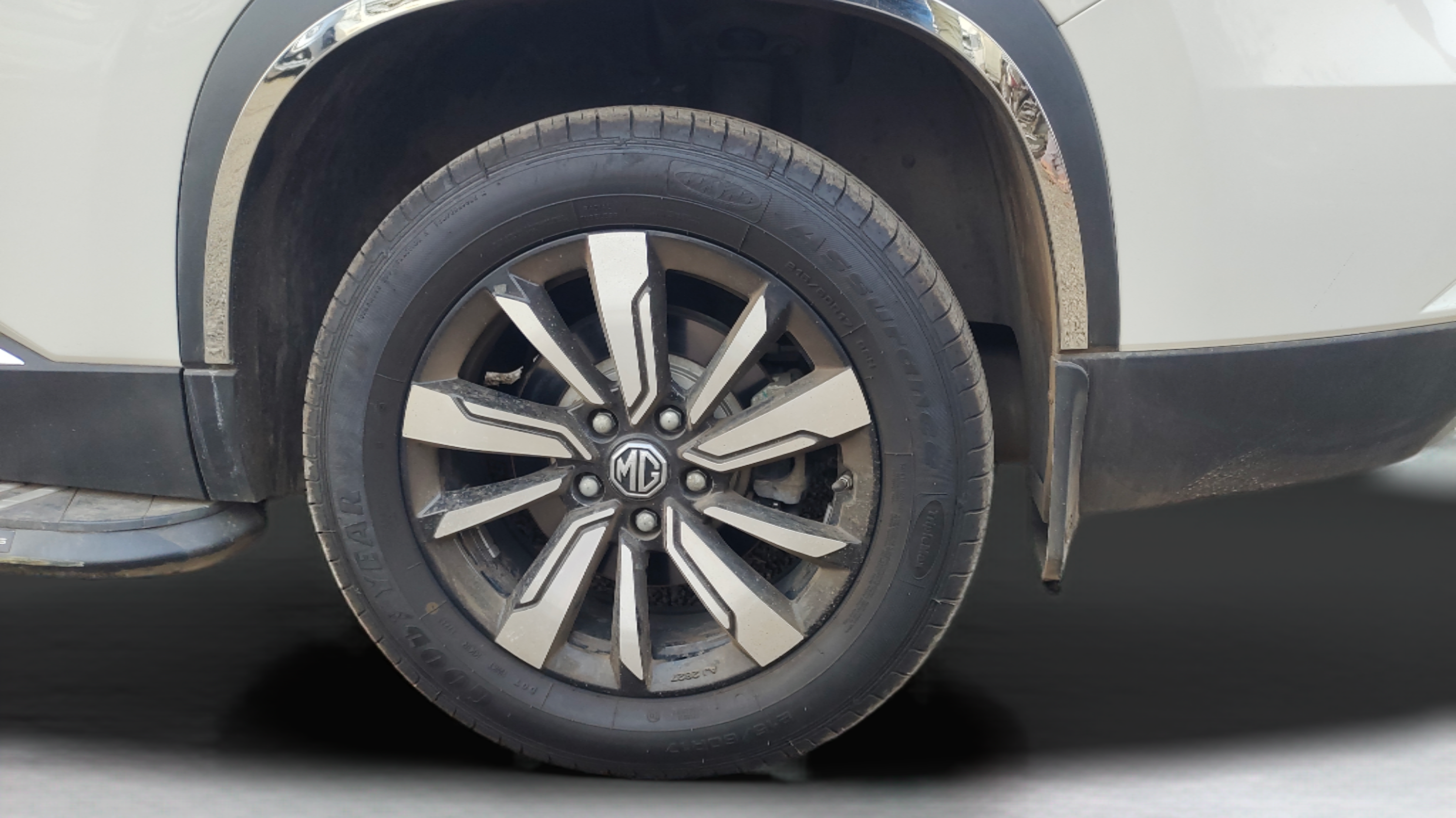 2020 MG HECTOR PLUS SHARP 2.0 DIESEL TURBO MT 6-STR, Diesel, Manual, 48,168 km, Left Rear Wheel