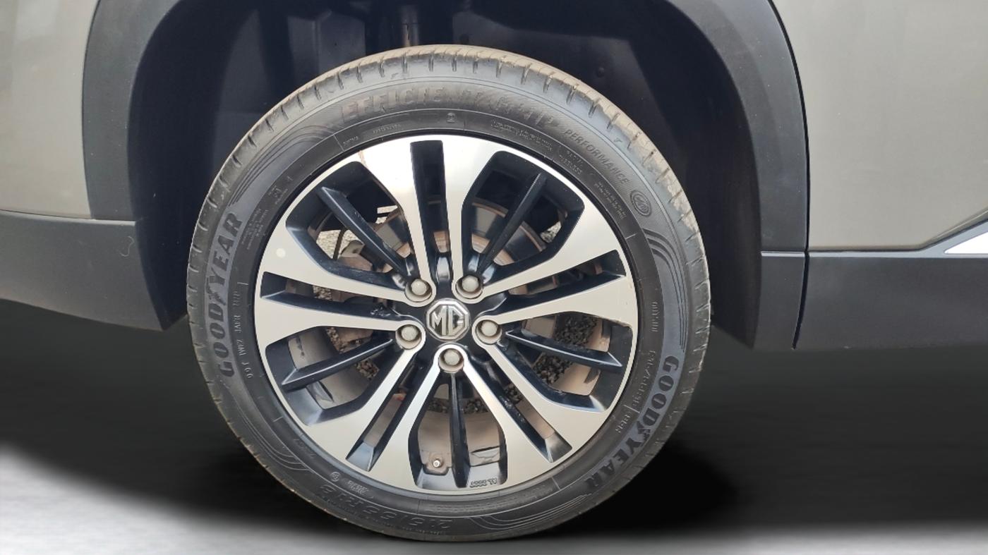 2022 MG HECTOR PLUS SHARP 2.0 DIESEL TURBO MT 6-STR, Diesel, Manual, 19,336 km, Right Rear Wheel