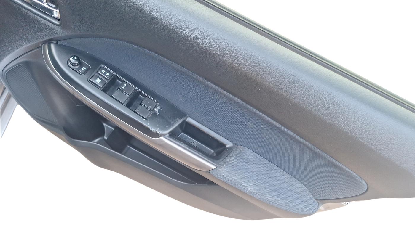 2021 Toyota Glanza G, Petrol, Manual, 31,851 km, Driver Side Door Panel Controls