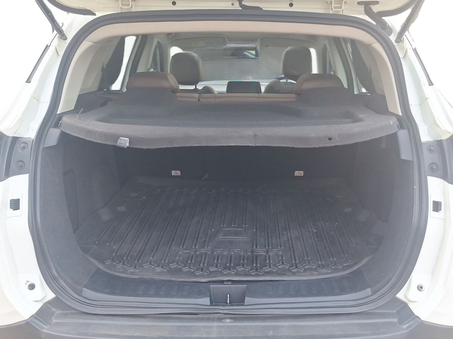 2021 Tata Harrier XZA PLUS 2.0L KAZIRANGA, Diesel, Automatic, 68,625 km, Boot Inside