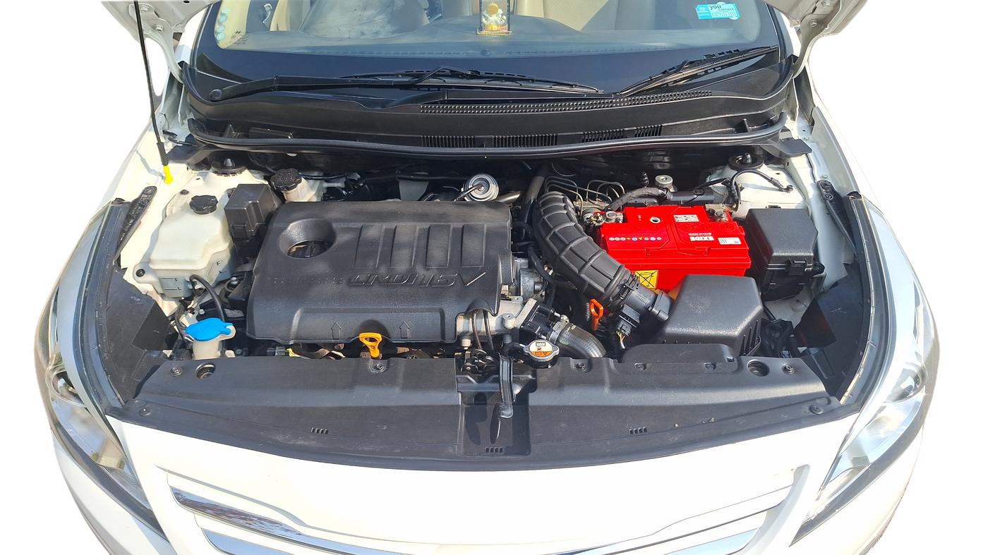 2016 Hyundai Verna FLUIDIC 1.6 CRDI SX AT 4S, Diesel, Automatic, 53,565 km, Open Bonnet