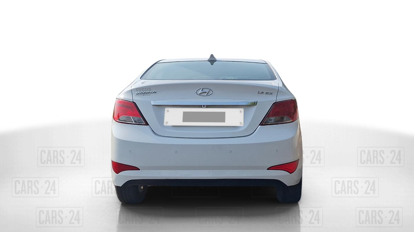 2016 Hyundai Verna FLUIDIC 1.6 CRDI SX AT 4S, Diesel, Automatic, 53,565 km, Back/Rear