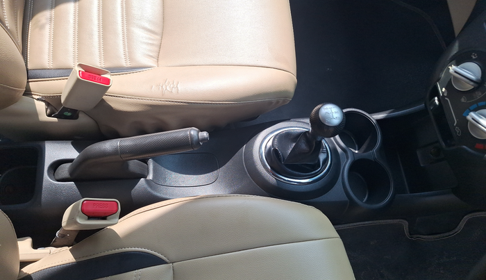 2014 Honda Mobilio 1.5L I-DTEC RS(O), Diesel, Manual, 72,465 km, Gear Lever