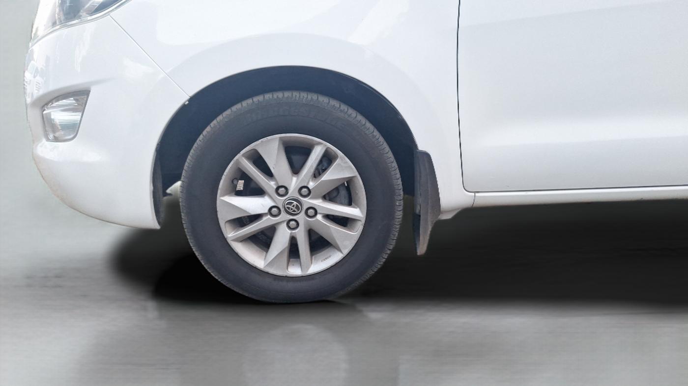 2019 Toyota Innova Crysta 2.4 VX 8 STR, Diesel, Manual, 81,912 km, Left Front Wheel