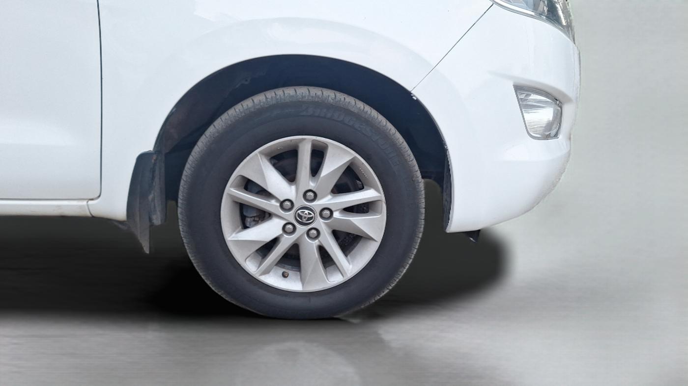 2019 Toyota Innova Crysta 2.4 VX 8 STR, Diesel, Manual, 81,912 km, Right Front Wheel