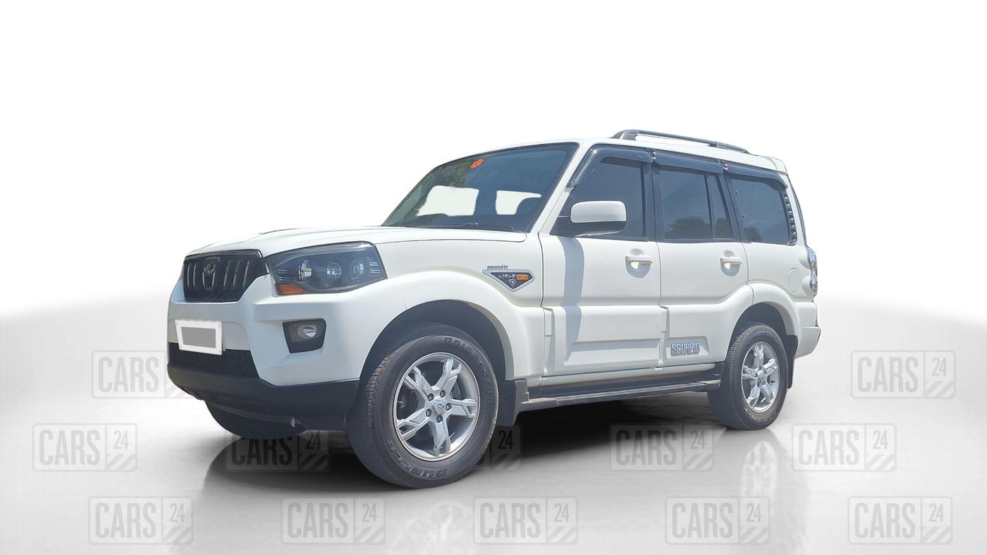 2015 Mahindra Scorpio S10 2WD INTELLI-HYBRID, Diesel, Manual, 81,337 km, Left Front Diagonal