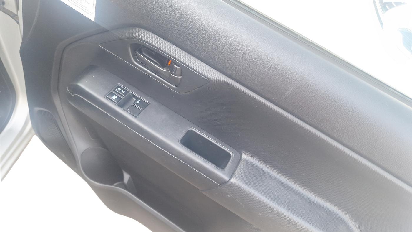 2022 Maruti New Wagon-R LXI CNG (O) 1.0, CNG, Manual, 32,741 km, Driver Side Door Panel Controls