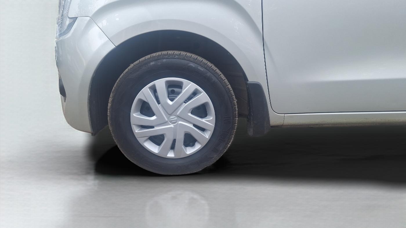 2022 Maruti New Wagon-R LXI CNG (O) 1.0, CNG, Manual, 32,741 km, Left Front Wheel