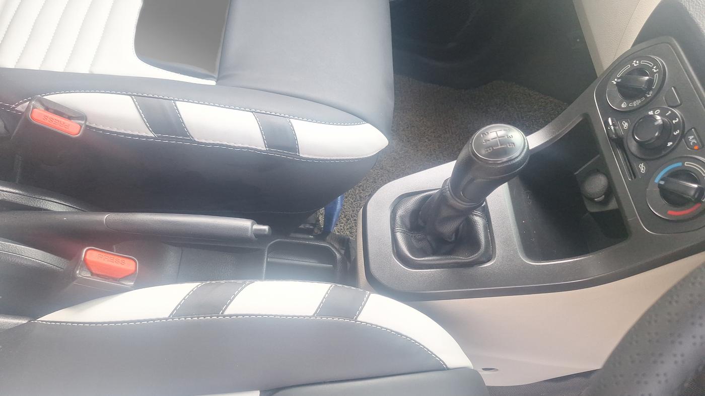 2022 Maruti New Wagon-R LXI CNG (O) 1.0, CNG, Manual, 32,741 km, Gear Lever