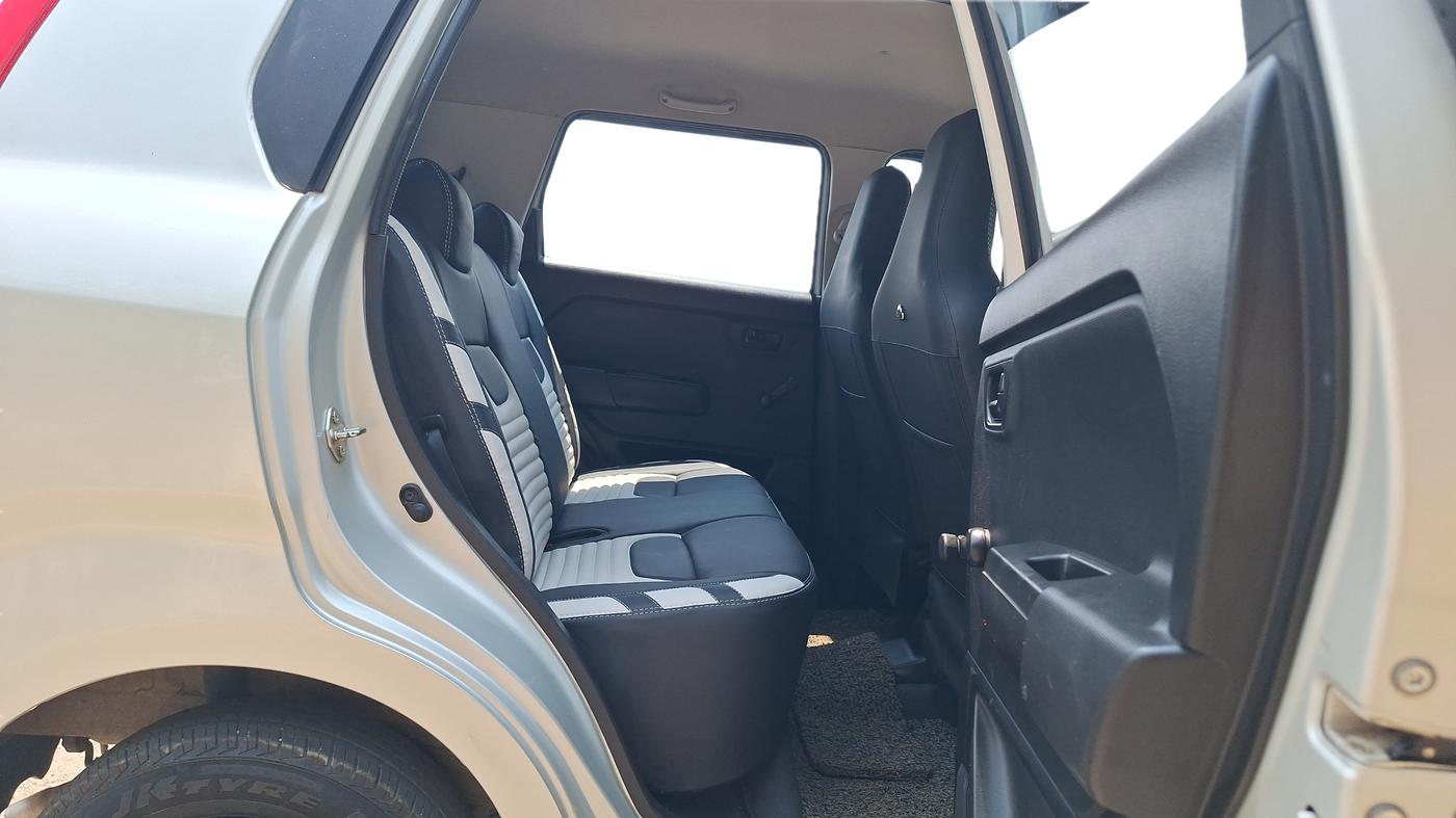 2022 Maruti New Wagon-R LXI CNG (O) 1.0, CNG, Manual, 32,741 km, Right Side Rear Door Cabin