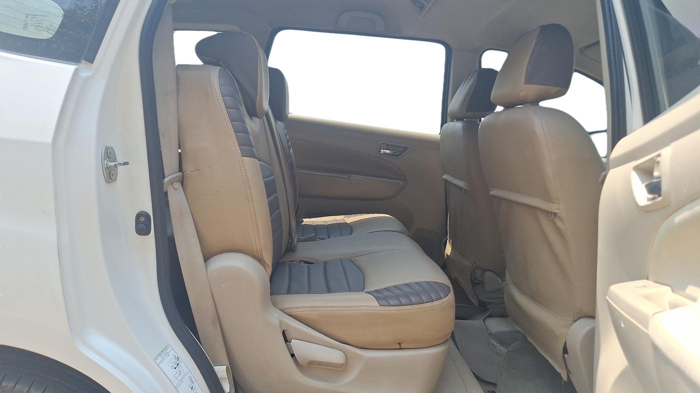 2016 Maruti Ertiga ZDI + SHVS, Diesel, Manual, 86,050 km, Right Side Rear Door Cabin