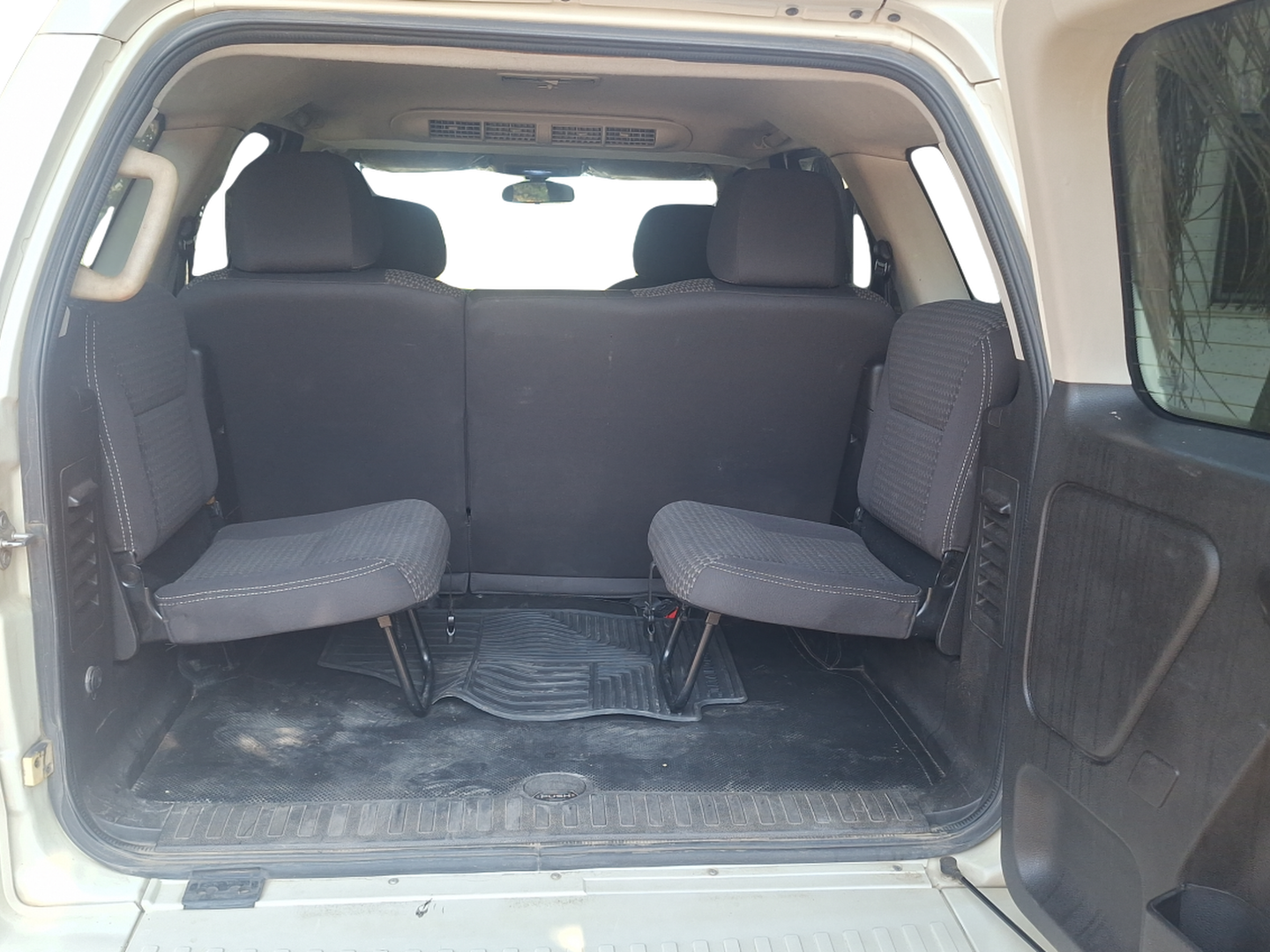 2018 Tata Safari Storme 2.2 VX 4X2, Diesel, Manual, 85,530 km, Boot Inside