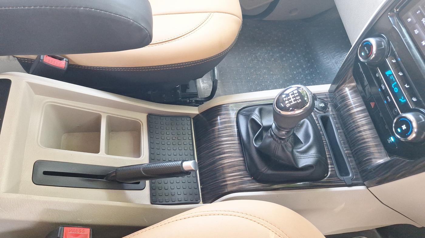2023 Mahindra SCORPIO CLASSIC S11 7STR, Diesel, Manual, 40,388 km, Gear Lever