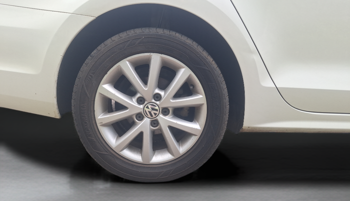 2013 Volkswagen Jetta COMFORTLINE TDI, Diesel, Manual, 65,320 km, Right Rear Wheel
