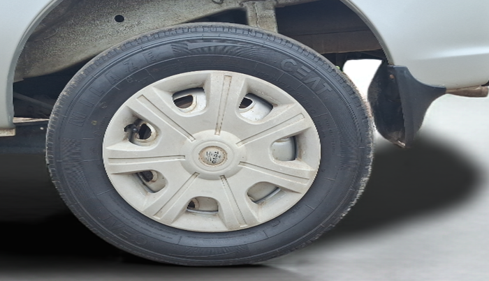 2015 Maruti Eeco 5 STR WITH A/C+HTR, Petrol, Manual, 46,217 km, Left Rear Wheel