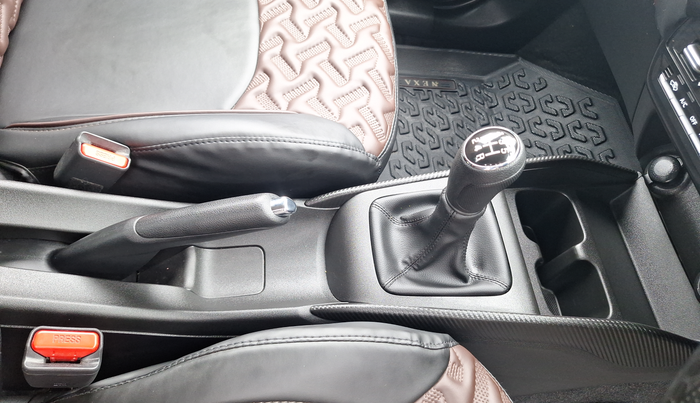 2023 Maruti FRONX DELTA PLUS 1.2MT, Petrol, Manual, 18,401 km, Gear Lever
