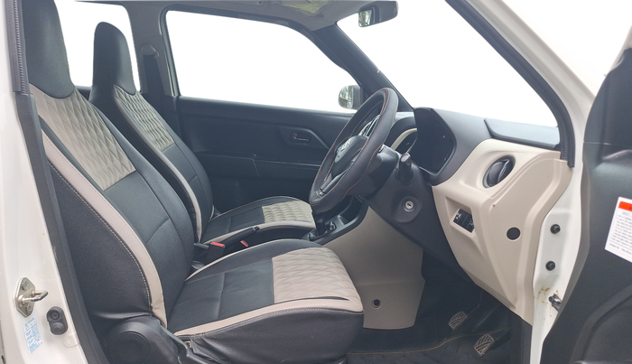 2020 Maruti New Wagon-R LXI CNG 1.0, CNG, Manual, 56,690 km, Right Side Front Door Cabin