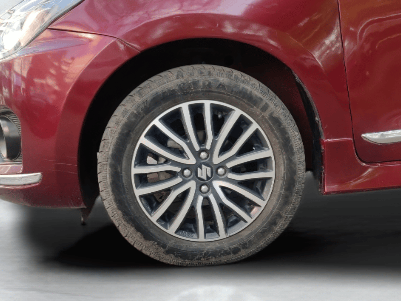 2017 Maruti Dzire ZXI PLUS AMT, Petrol, Automatic, 26,308 km, Left Front Wheel