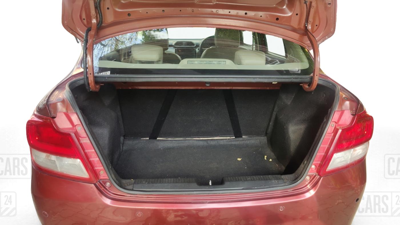 2017 Maruti Dzire ZXI PLUS AMT, Petrol, Automatic, 26,308 km, Boot Inside