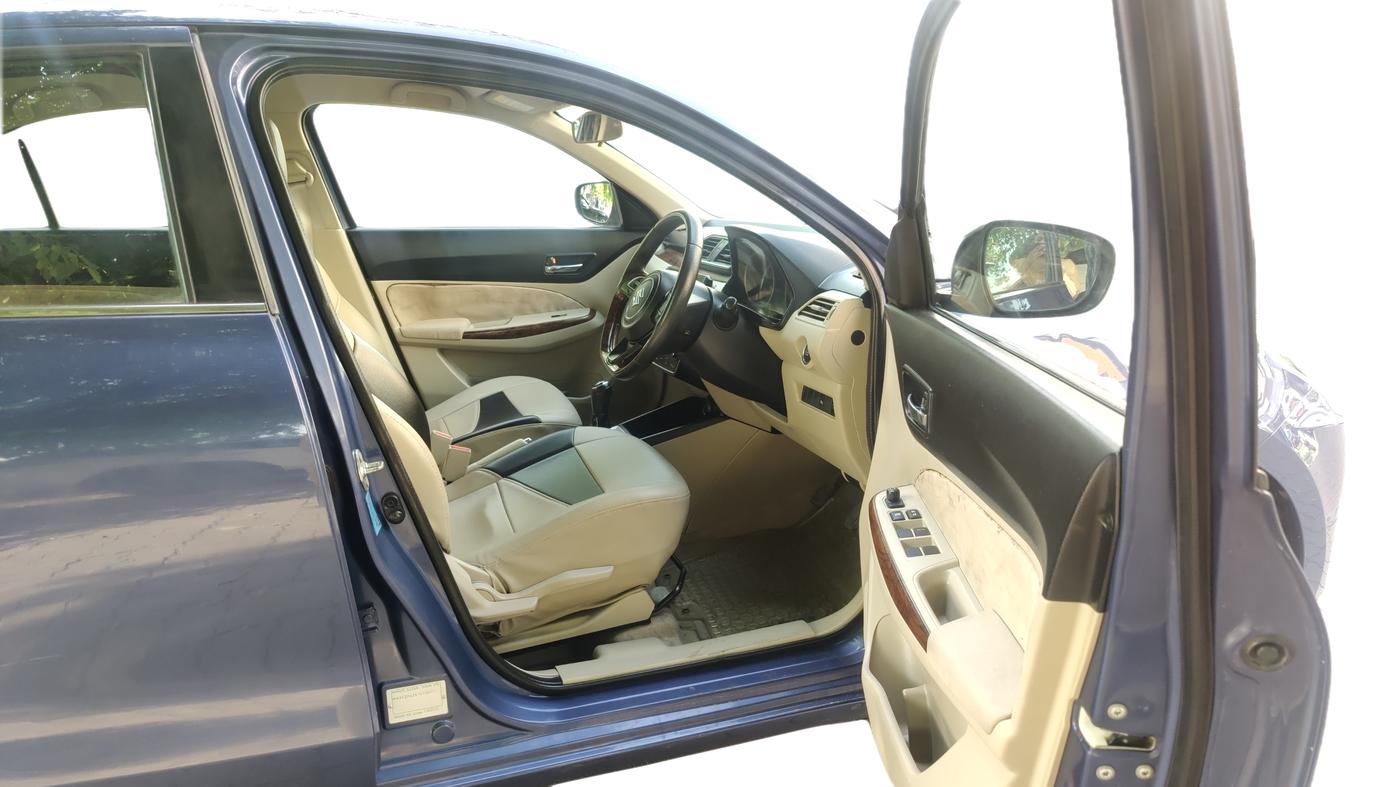 2017 Maruti Dzire ZXI PLUS, Petrol, Manual, 18,702 km, Right Side Front Door Cabin