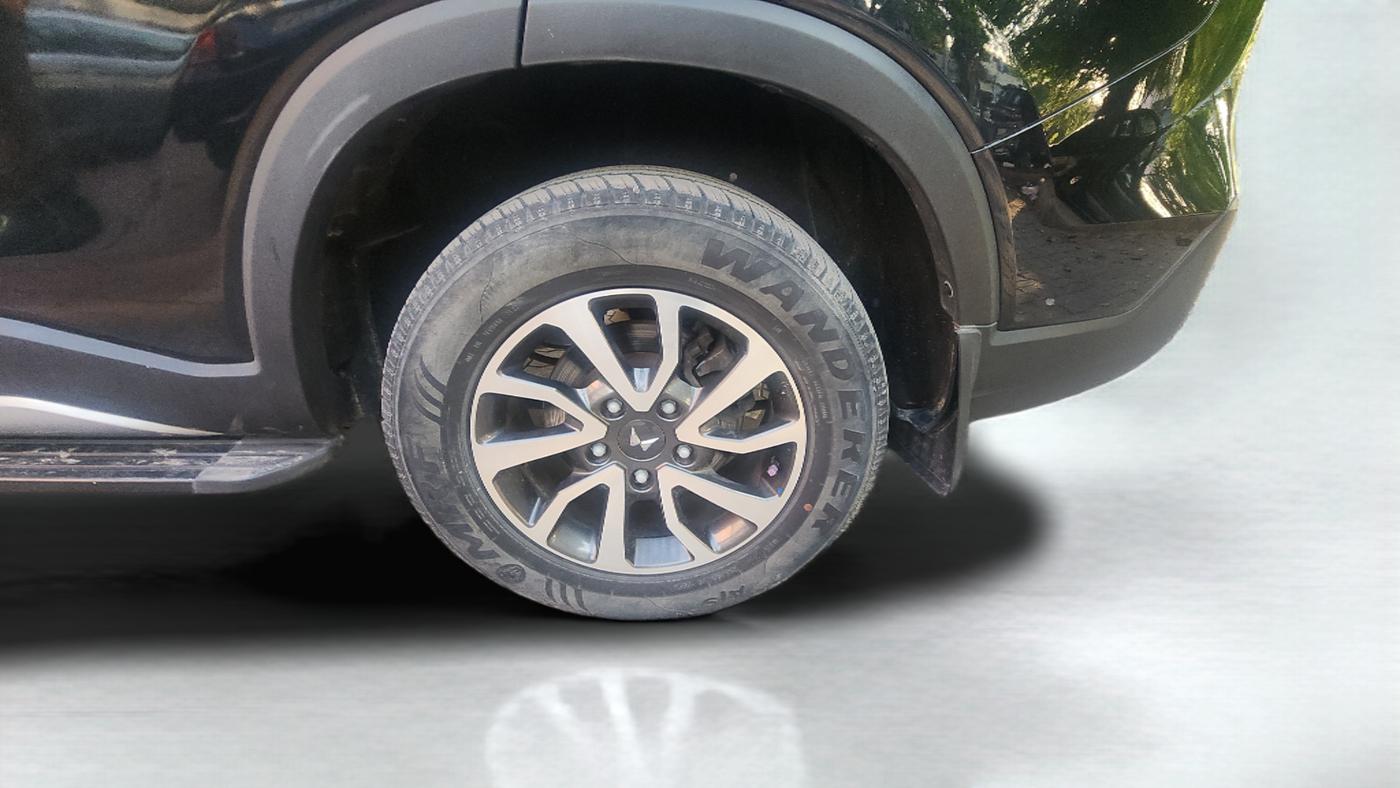 2022 Mahindra SCORPIO-N Z8 L PETROL AT 6 STR, Petrol, Automatic, 22,882 km, Left Rear Wheel