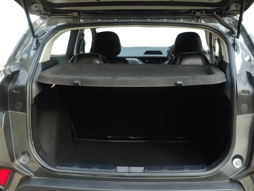 2022 Tata NEXON XMA SUNROOF PETROL, Petrol, Automatic, 23,658 km, Boot Inside