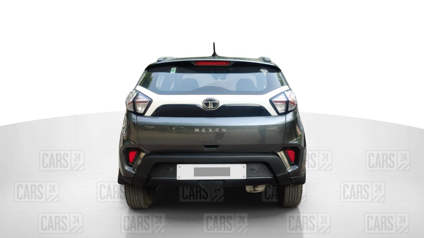 2022 Tata NEXON XMA SUNROOF PETROL, Petrol, Automatic, 23,658 km, Back/Rear