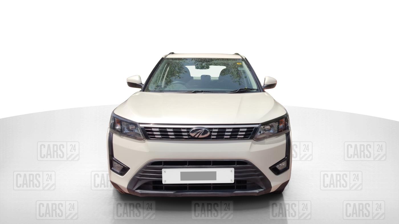 2019 Mahindra XUV300 W6 1.5 DIESEL AMT, Diesel, Automatic, 43,474 km, Front