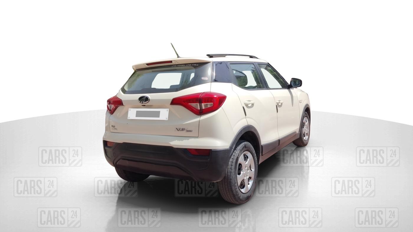 2019 Mahindra XUV300 W6 1.5 DIESEL AMT, Diesel, Automatic, 43,474 km, Right Back Diagonal