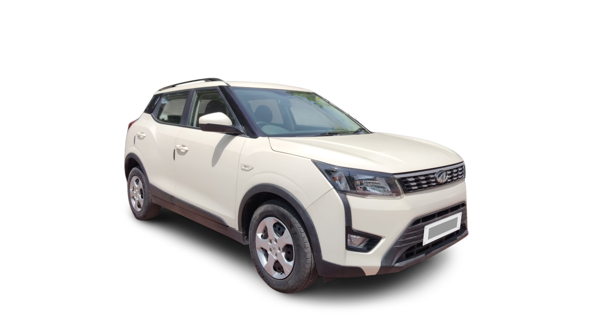 Mahindra XUV300-img