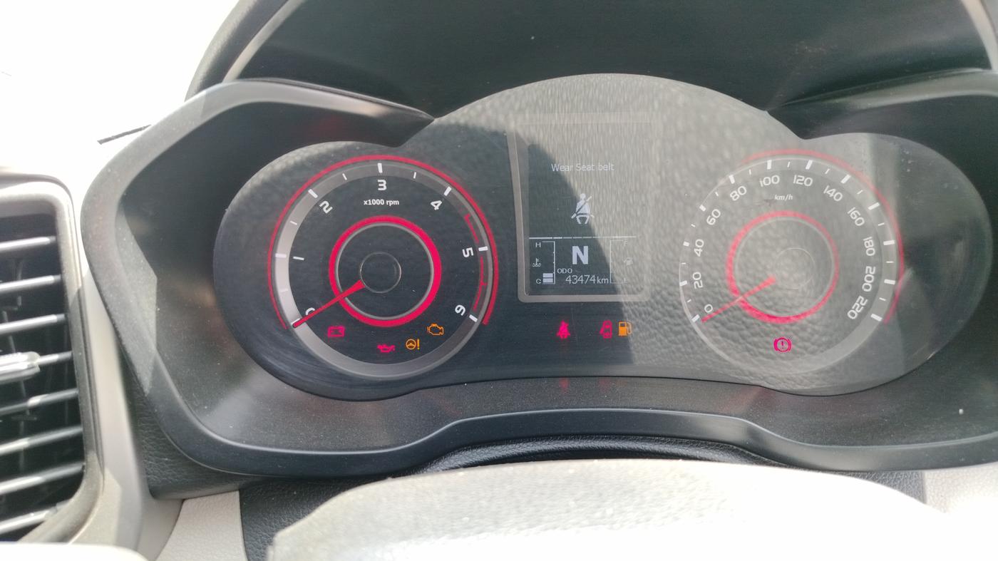 2019 Mahindra XUV300 W6 1.5 DIESEL AMT, Diesel, Automatic, 43,474 km, Odometer Image
