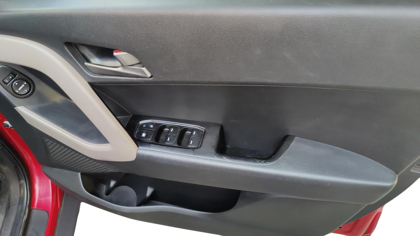 2015 Hyundai Creta S 1.4 DIESEL, Diesel, Manual, 91,117 km, Driver Side Door Panel Controls