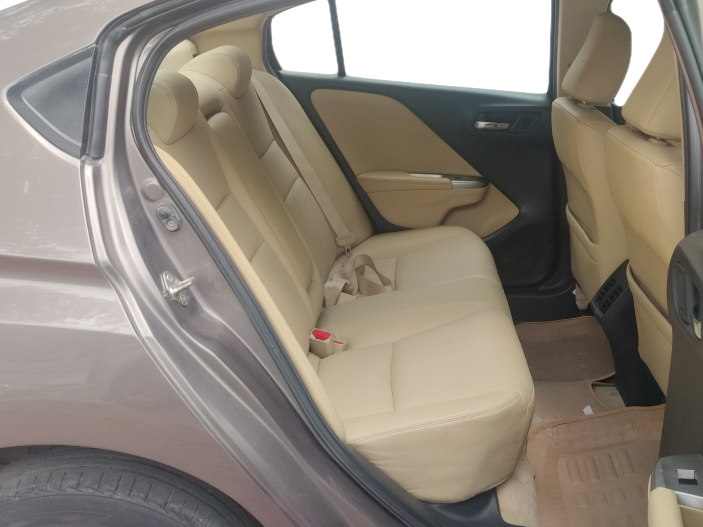 2015 Honda City 1.5L I-VTEC VX CVT, Petrol, Automatic, 28,631 km, Right Side Rear Door Cabin