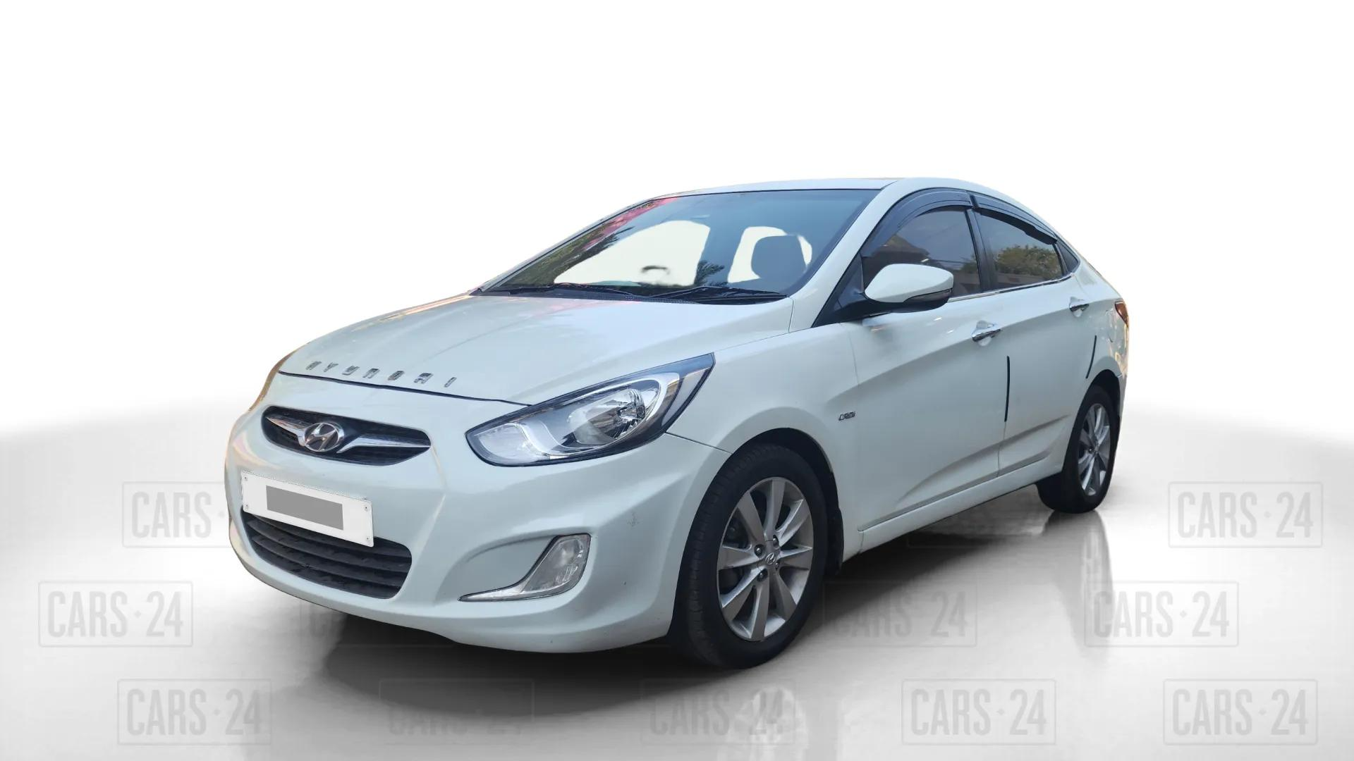 2012 Hyundai Verna FLUIDIC 1.6 CRDI SX, Diesel, Manual, 73,000 km, Left Front Diagonal