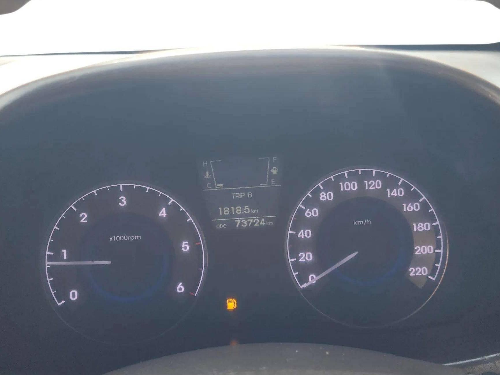 2012 Hyundai Verna FLUIDIC 1.6 CRDI SX, Diesel, Manual, 73,000 km, Odometer Image