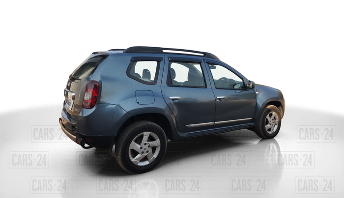 2013 Renault Duster 85 PS RXL DIESEL, Diesel, Manual, 87,000 km, Right Back Diagonal