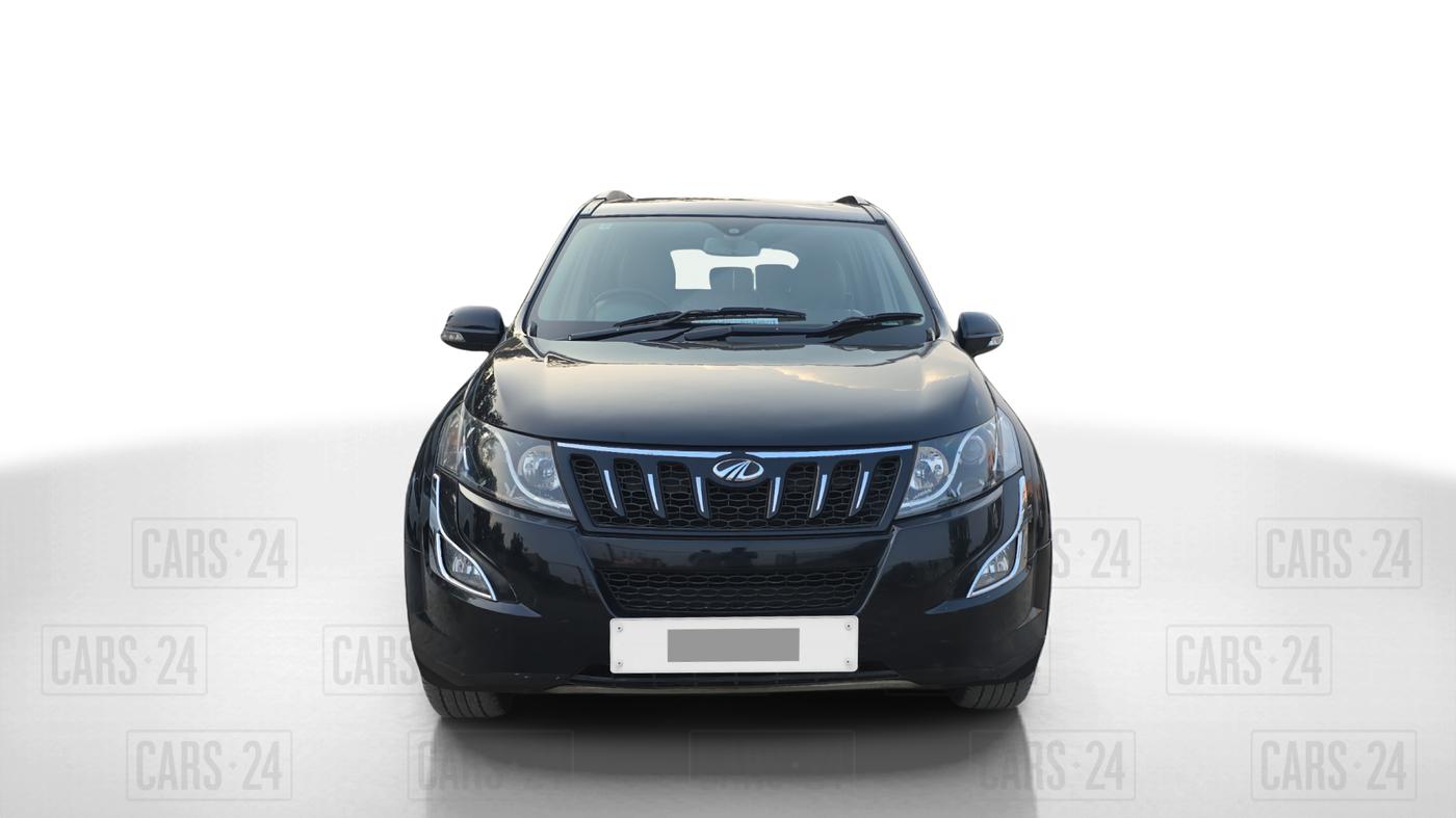 2015 Mahindra XUV500 W10, Diesel, Manual, 1,16,408 km, Front