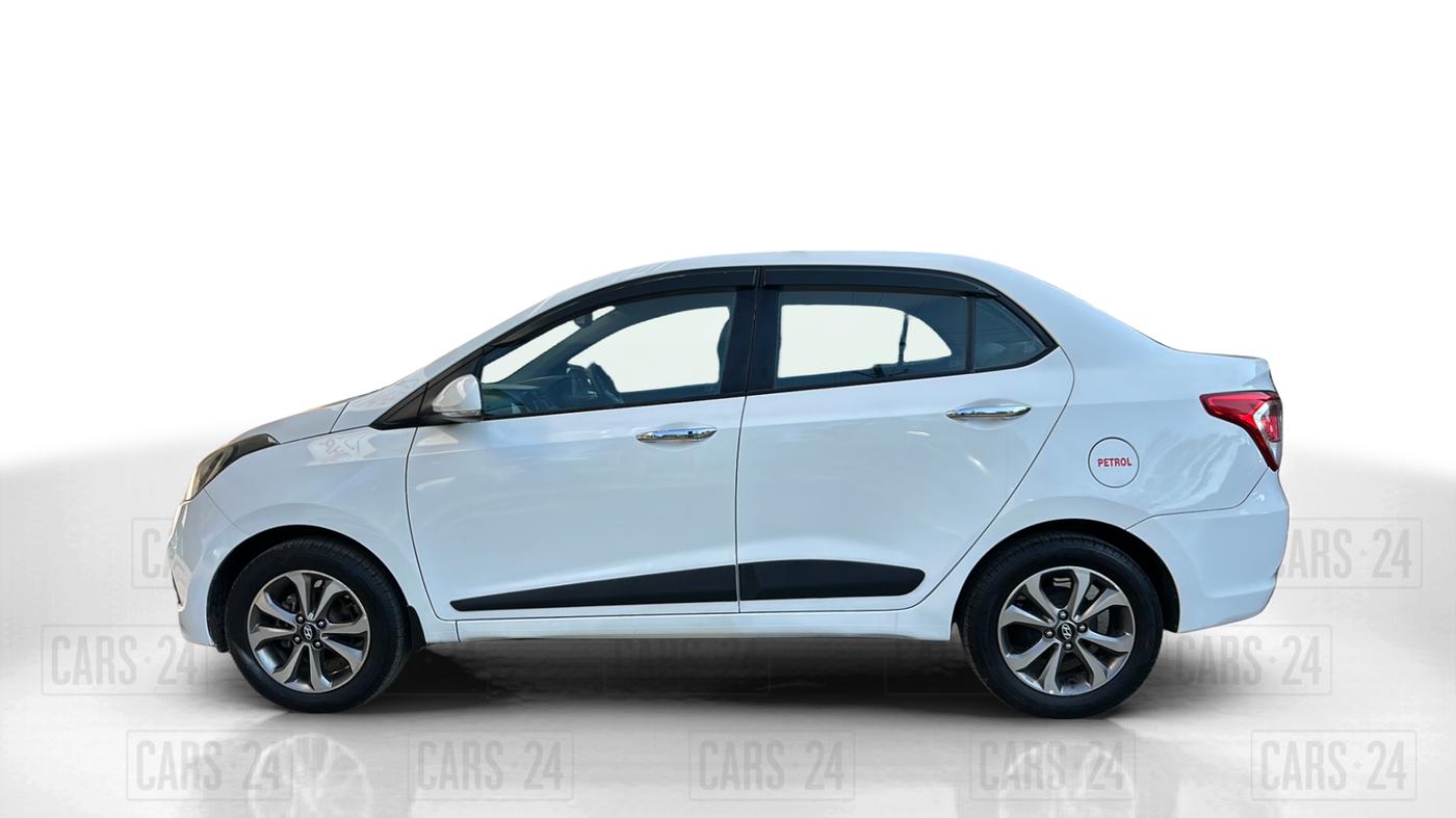 2015 Hyundai Xcent SX 1.2 (O), Petrol, Manual, 86,000 km, Left Side