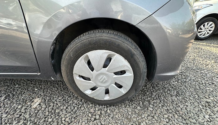 2019 Maruti Celerio VXI CNG, CNG, Manual, 68,000 km, Right Front Wheel