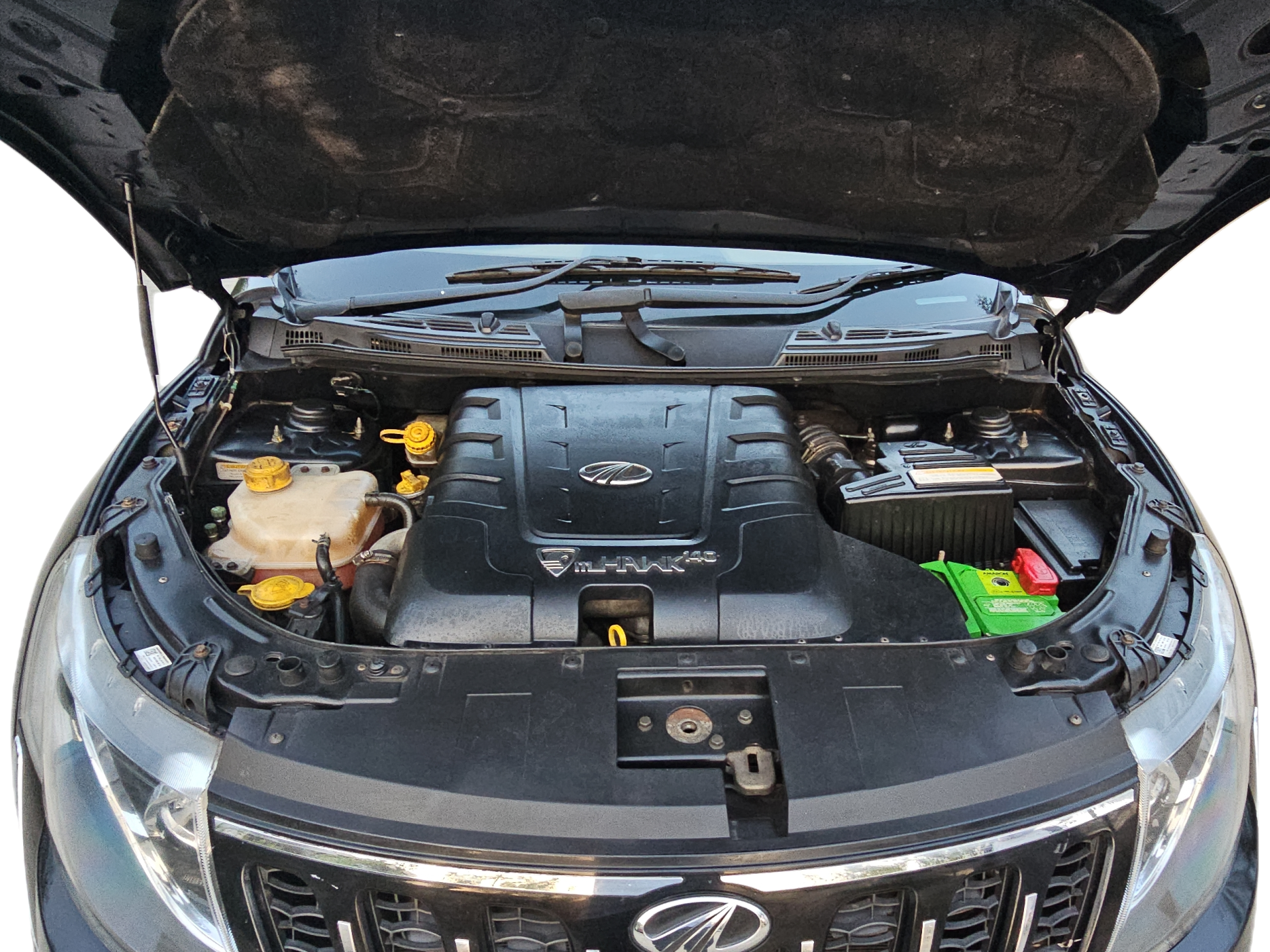 2012 Mahindra XUV500 W6, Diesel, Manual, 1,05,235 km, Open Bonnet