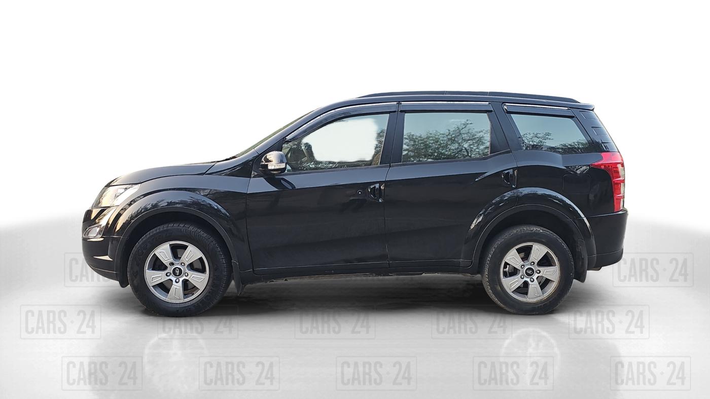 2012 Mahindra XUV500 W6, Diesel, Manual, 1,05,235 km, Left Side
